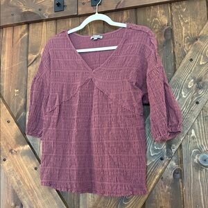 Textured Mauve V-Neck Blouse